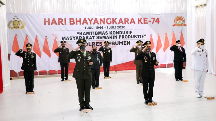 Upacara HUT Bhayangkara secara virtual. (Foto: Humas Polres)