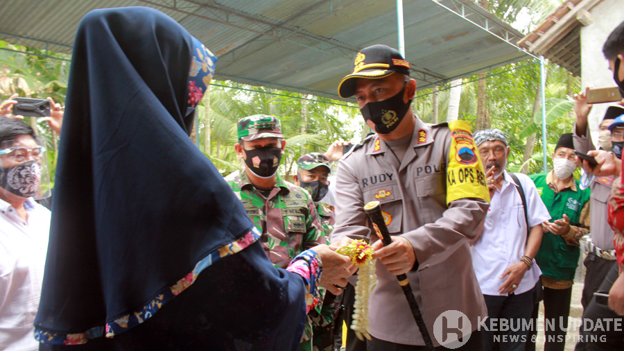 bedah rumah