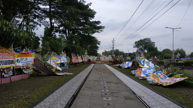 Karangan Bunga