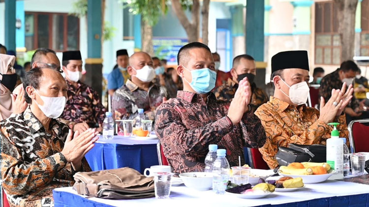 Walet Emas