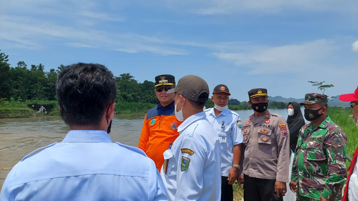 Jembatan Weton Kulon