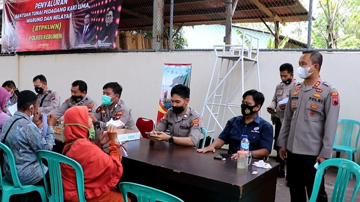 Bantuan Tunai