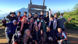 Jalur Pendakian Gunung Prau Kembali Dibuka