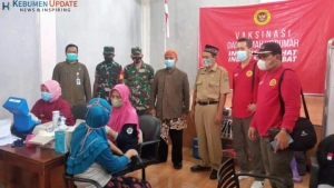 Warga Desa Ungaran Kecamatan Kutowinangun Ikuti Vaksinasi Massal oleh Binda Jateng