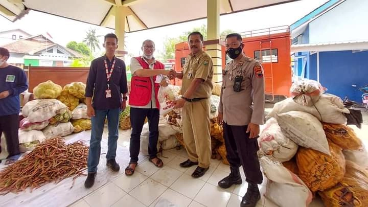 PMI Distribusikan Bantuan di Dua Kecamatan