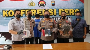 Kurang dari 8 Jam, Polisi Bekuk Tersangka Pencurian Handphone