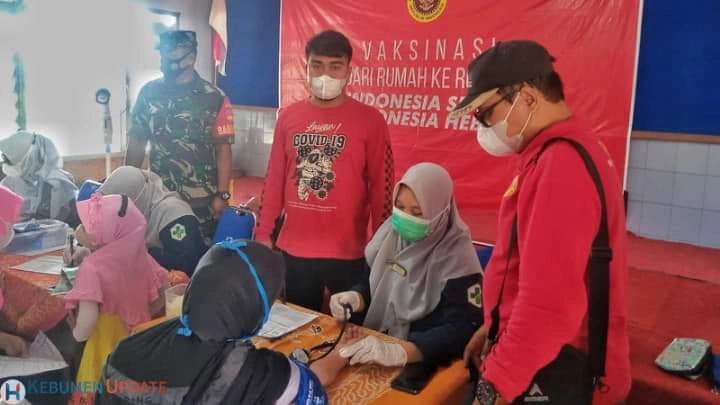 Manfaatkan Waktu Sebelum Berpuasa, Warga Desa Kutowinangun Datangi Vaksinasi Binda Jateng