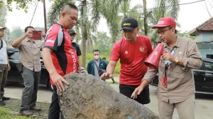 Menteri KUKM & Bupati Kebumen Kunjungi Geopark Karangsambung Karangbolong