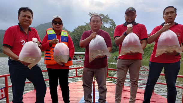 Tebar Benih Ikan