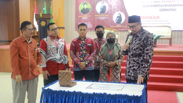 Bantuan Hukum