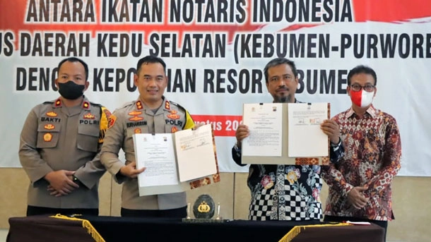 Ikatan Notaris