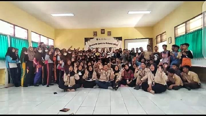 Kembali Menggelar Geopark Goes to School, GKKYF Berharap Gen Z Ikut Berperan Aktif Dalam Pengembangan GNKK