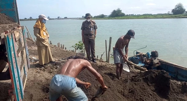 Penambang Pasir
