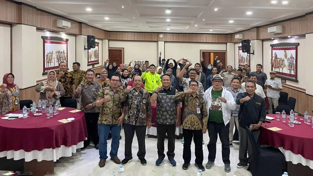 Media Massa Menjadi Poin Penting Dalam Komunikasi Publik