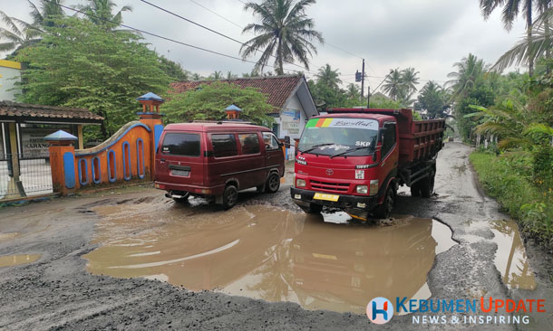 Jalan Rusak