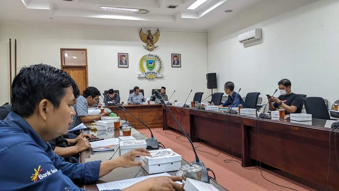 Belum Optimalnya Pendapatan Asli Daerah (PAD) Direspon Komisi C dengan Mengusulkan Raperda Inisiatif