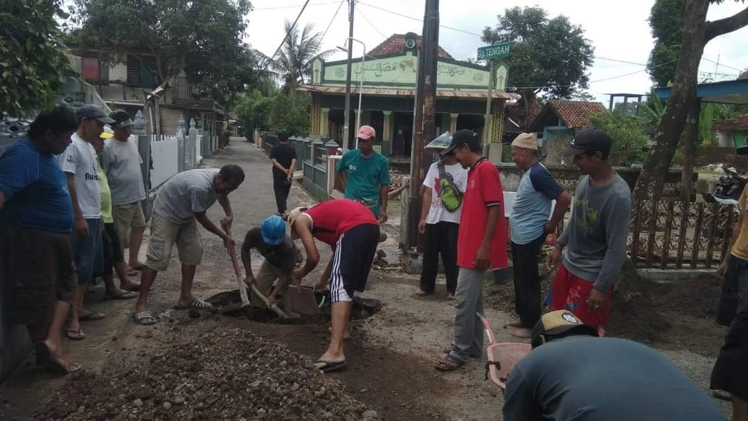 Amblasnya Gang Cempaka Direspon Cepat Lurah Kebumen