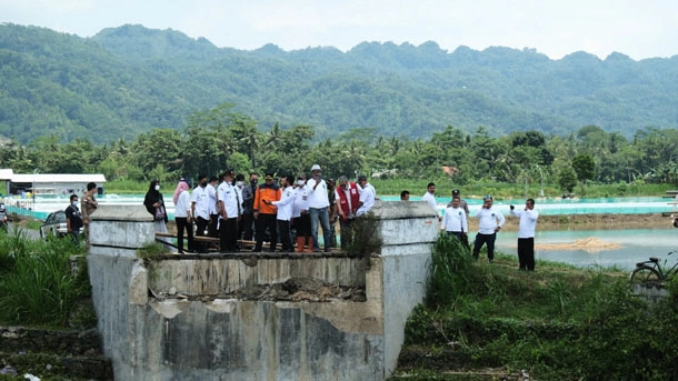 Pembangunan Jembatan