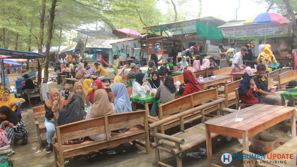 Pantai Mliwis Ambal