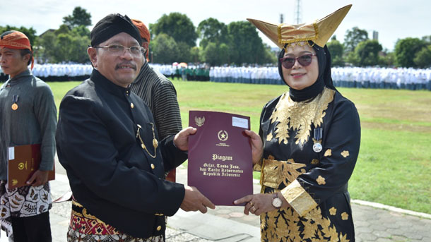 Hari Amal Bhakti ke-77