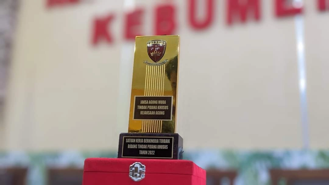 Berkinerja Terbaik dalam Penanganan Perkara Tindak Pidana Khusus Tahun 2022, Kejari Kebumen Raih Penghargaan