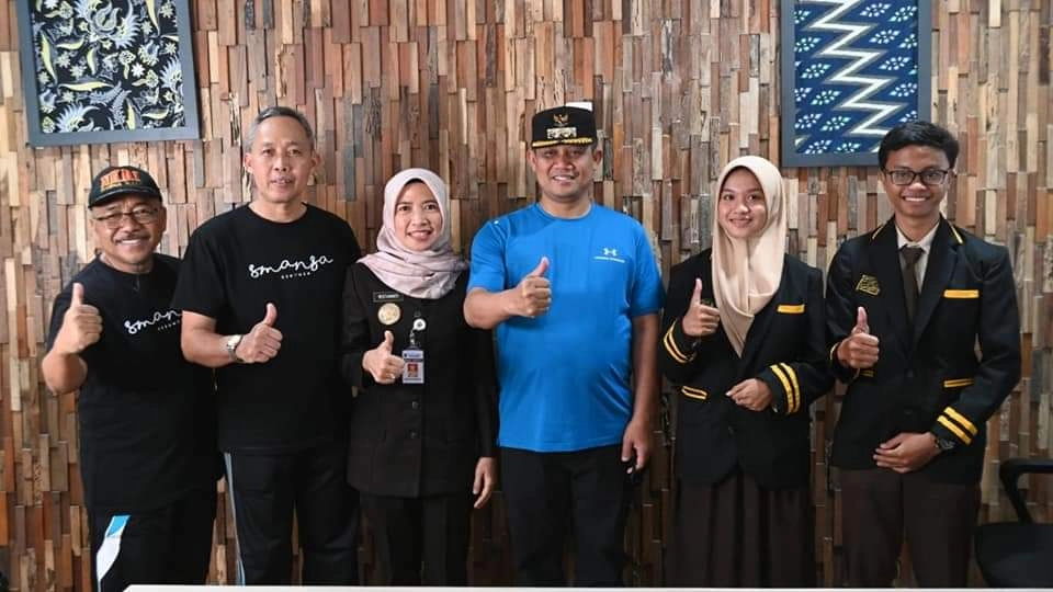 Bekali Muridnya Kemampuan Soft Skill, Smansa Kebumen Launching Podcast Ngopi Maen