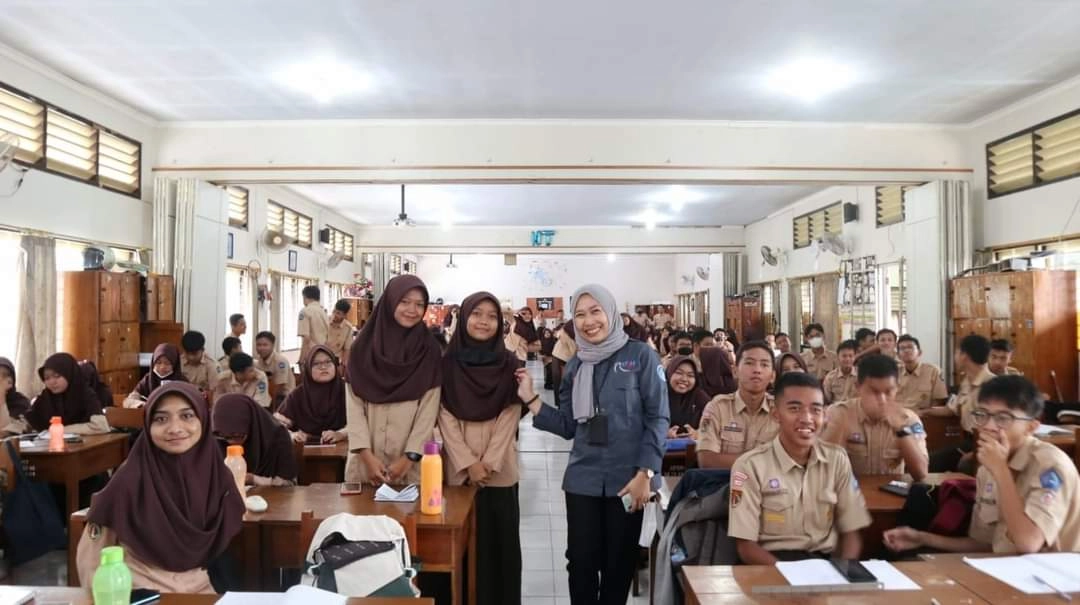Dua Sisi Medsos Dibahas Dalam Seminar Literasi Digital SMA N 1 Kebumen