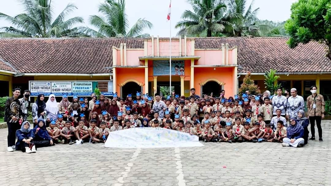 Kebumen Mengajar: Wadah Berbagi dan Menginspirasi Anak-anak Pelosok Negeri