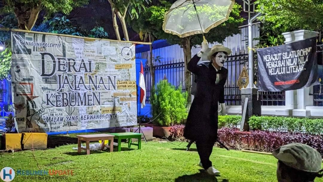 Perpustakaan Jalanan Kebumen: Budayakan Literasi pada Generasi Muda