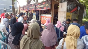 Pedagang Stadion Chandradimuka