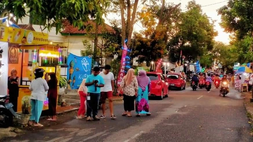 Berburu Takjil? Datangi Street Food Kurma#1 di Jalan Ampera Kebumen