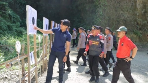 Tingkatkan Kemampuan, Polres Kebumen Gelar Latihan Menembak