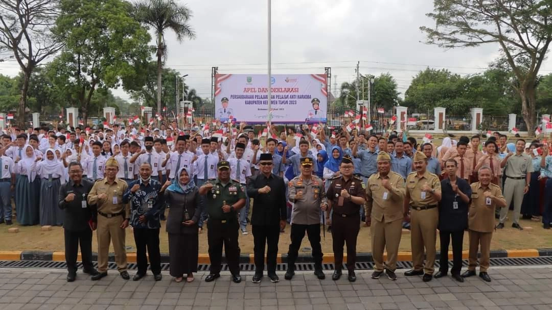 Ratusan Pelajar Kebumen Deklarasikan Anti Narkoba