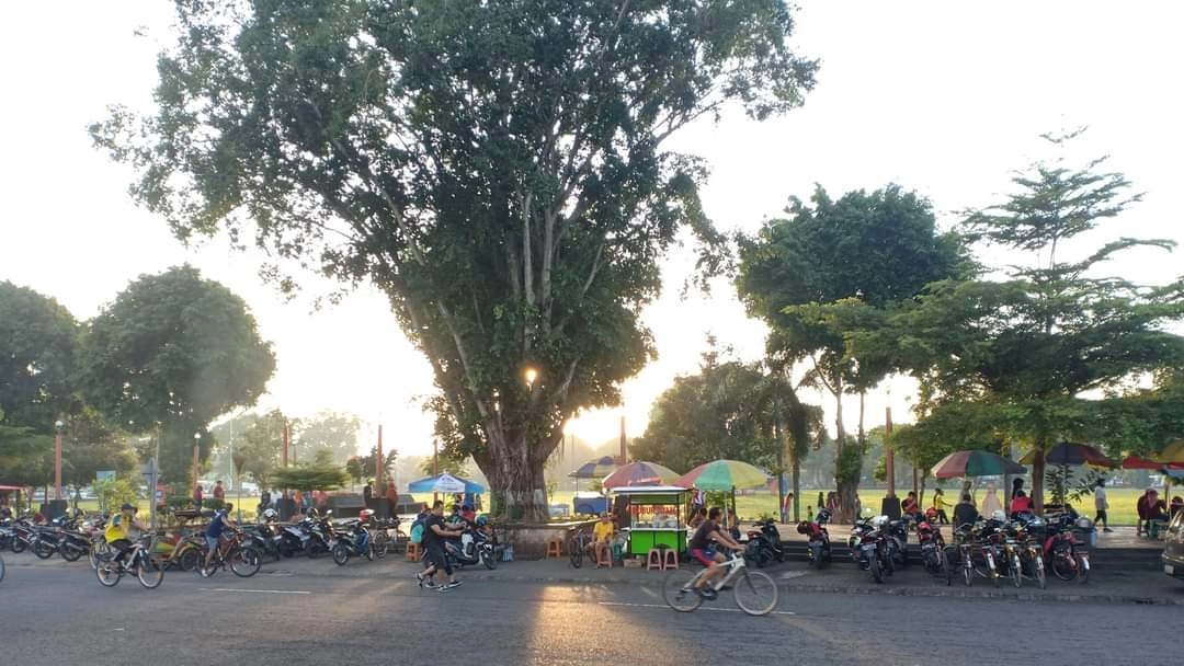 PKL yang Terdampak Renovasi Alun-alun Kebumen Dipindah ke Lokasi Lain