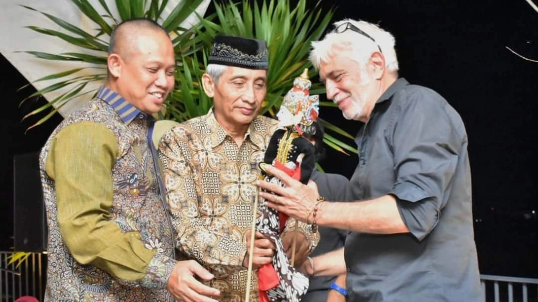 Kunjungi Kebumen, Sekjen GGN Uji Kelayakan Geopark Kebumen Menuju UNESCO Global Geopark