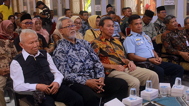 Kepala Basarnas Marsdya TNI Kusworo Mengajar di SMAN 1 Gombong