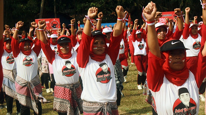 Foto bersama usai senam. (Foto: Padmo)