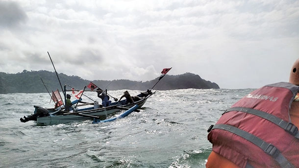 Perahu Nelayan Hilang Kontak