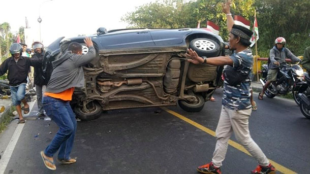 Kecelakaan di Jembatan Kemit