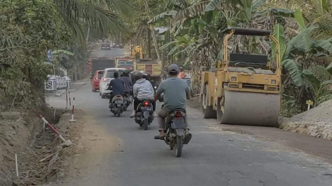 Akses Utama Menuju Tempat Wisata, Ruas Jalan Karangbolong–Ayah Mulai Diperbaiki