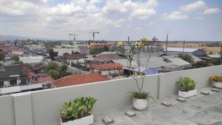 Front One Hotel Gombong