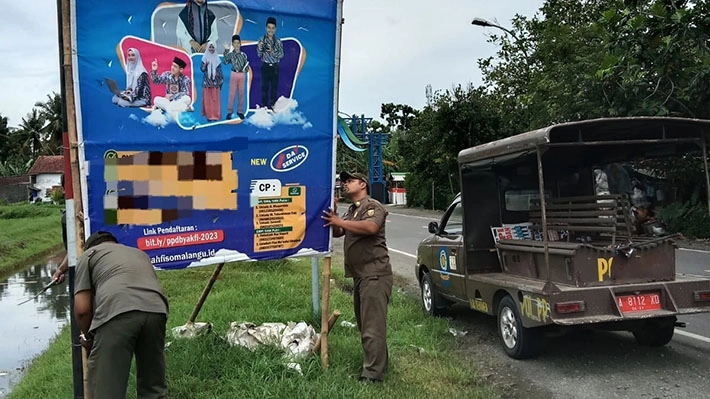 Penertiban Reklame