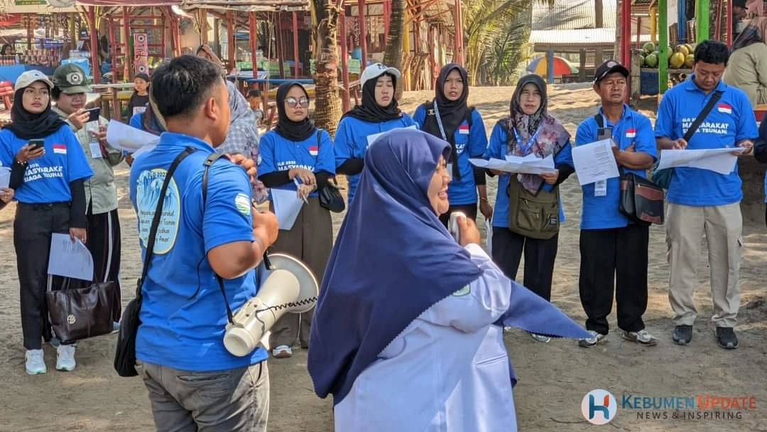 Hari Kedua Sekolah Lapang Gempa, Peserta Diajak Susur Jalur Evakuasi