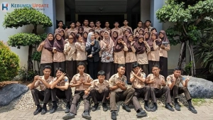 Tingkatkan Kemampuan Literasi untuk Perbaiki Rapor Pendidikan, SMAN 1 Kebumen Gelar Workshop Reportase