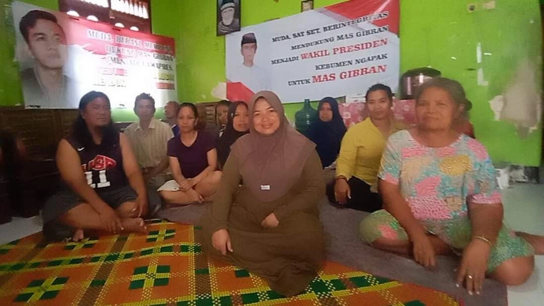 Kali Ini Giliran Kelompok Penjual Jajanan Pasar yang Dukung Gibran Menjadi Cawapres