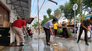 Pemilik Ruko di Sepanjang Moro Soetta Diajak Ikut Menjaga dan Bersihkan Trotoar