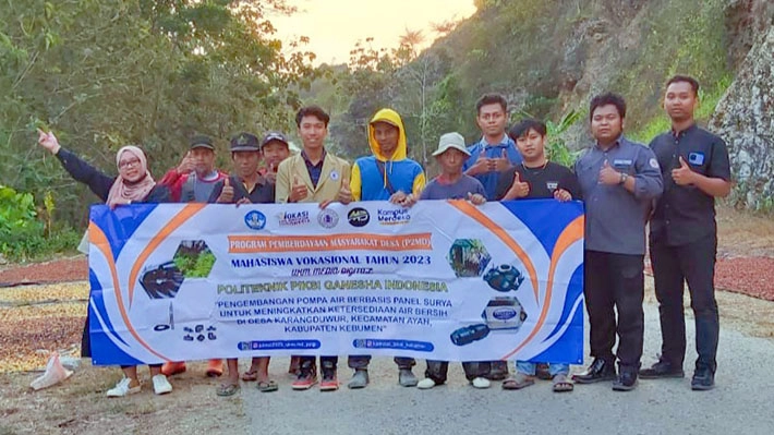 Pengembangan Pompa Air Berbasis Panel Surya untuk Meningkatkan Ketersediaan Air Bersih di Desa Karangduwur Kecamatan Ayah Kabupaten Kebumen