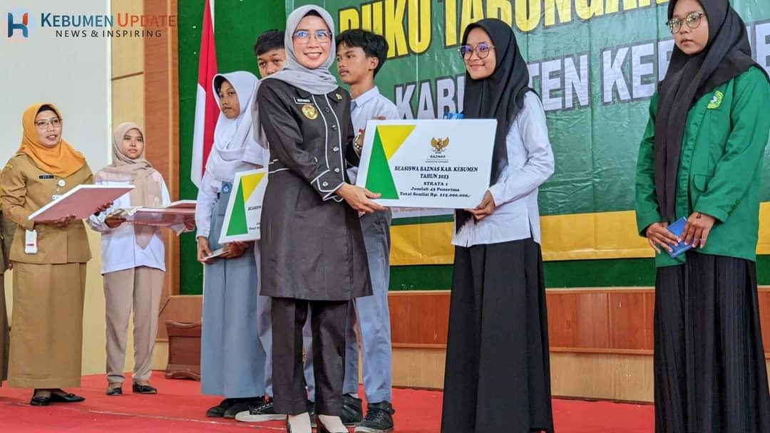 Melalui Program Kebumen Cerdas, Baznas Berikan Beasiswa Senilai Rp 539 Juta