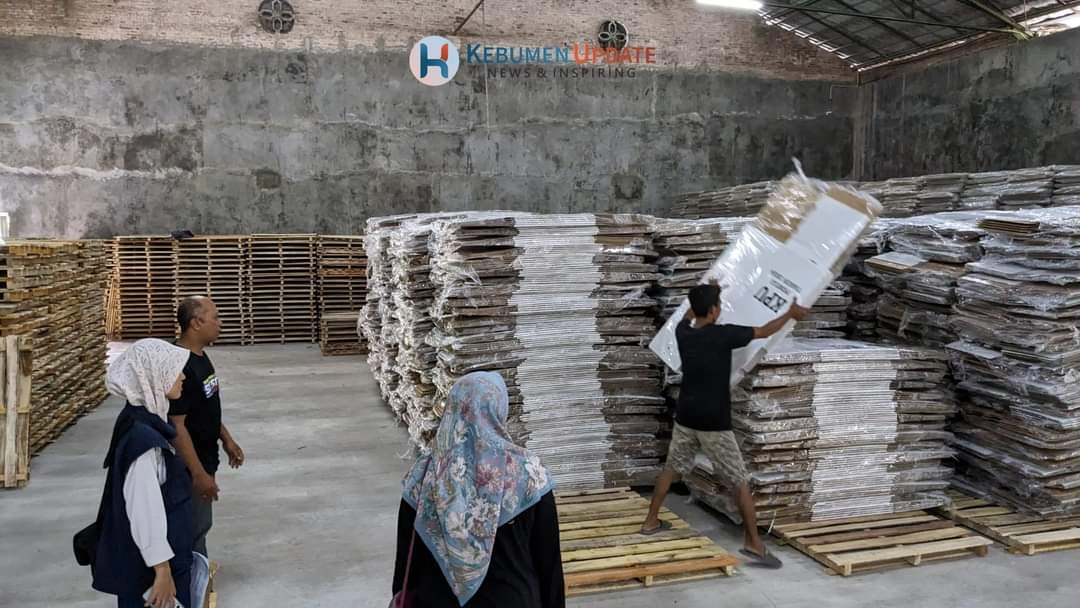 Pengiriman Ketiga, KPU Kebumen Terima 6.700 Kotak Suara dari Total Kebutuhan 24.207