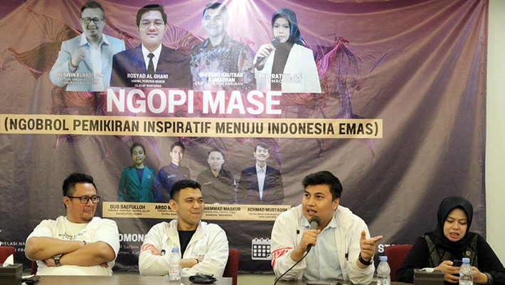 Relawan Penerus Negeri Ajak Anak Muda Kebumen Melek Politik dan Bisnis Melalui “Ngopi Mase”